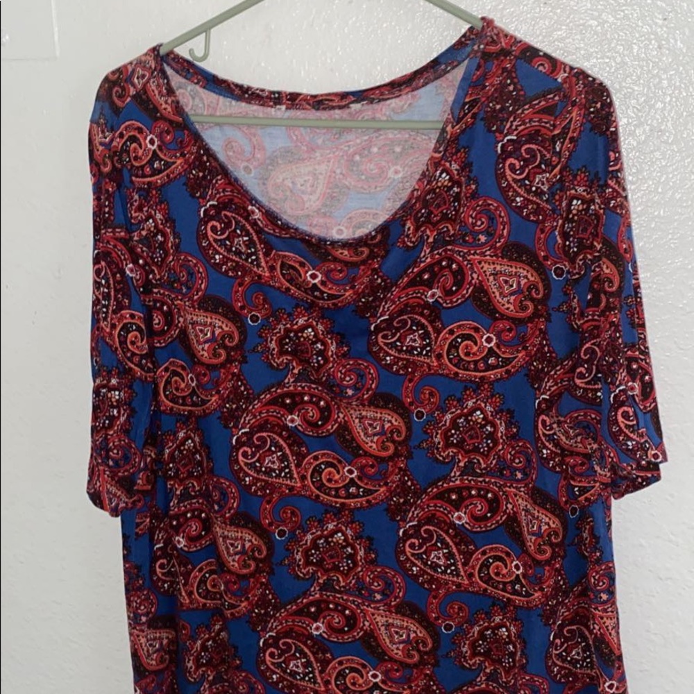 Paisley top